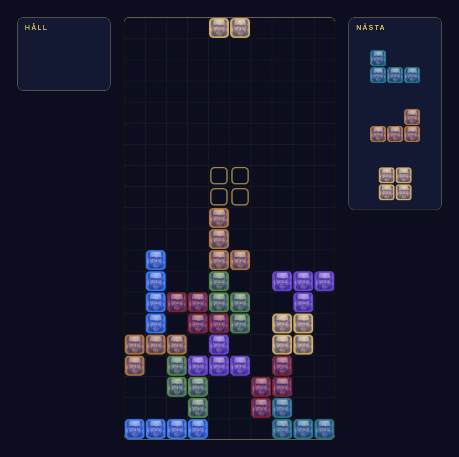 Marcus-tetris mitt i ett parti: klossar med Marcus ansikte staplade på spelplanen